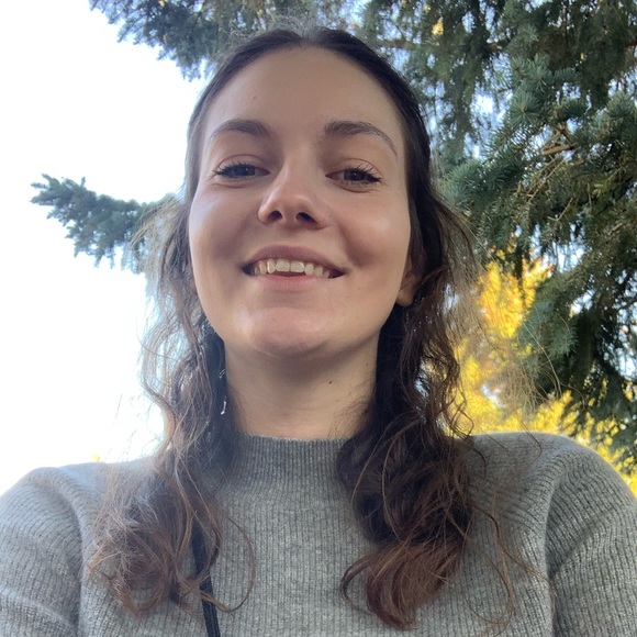 Meet your Posher, Justyna - Picture 1 of 1